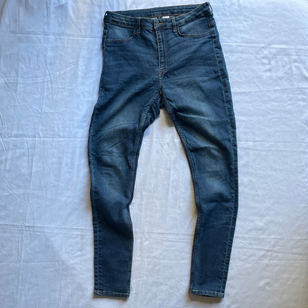 Woman’s 10 Blue Denim Divided Skinny Jeans